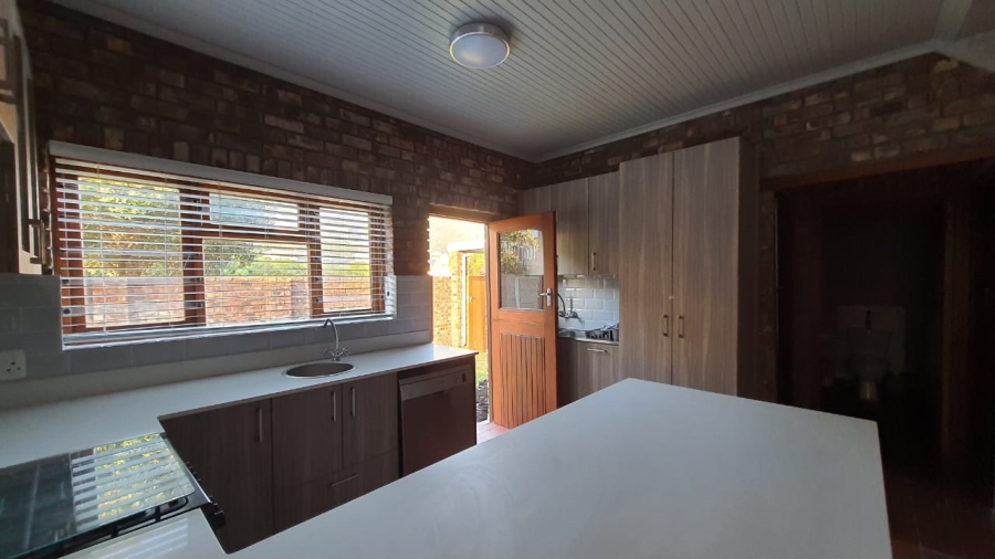 To Let 3 Bedroom Property for Rent in Glentana Western Cape